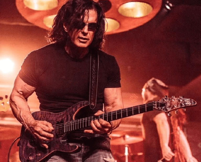 An Interview with Kane Roberts of The Alice Cooper Band
