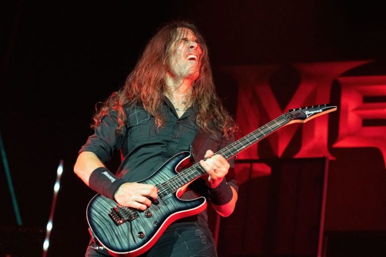 An Interview with Kiko Loureiro of Megadeth